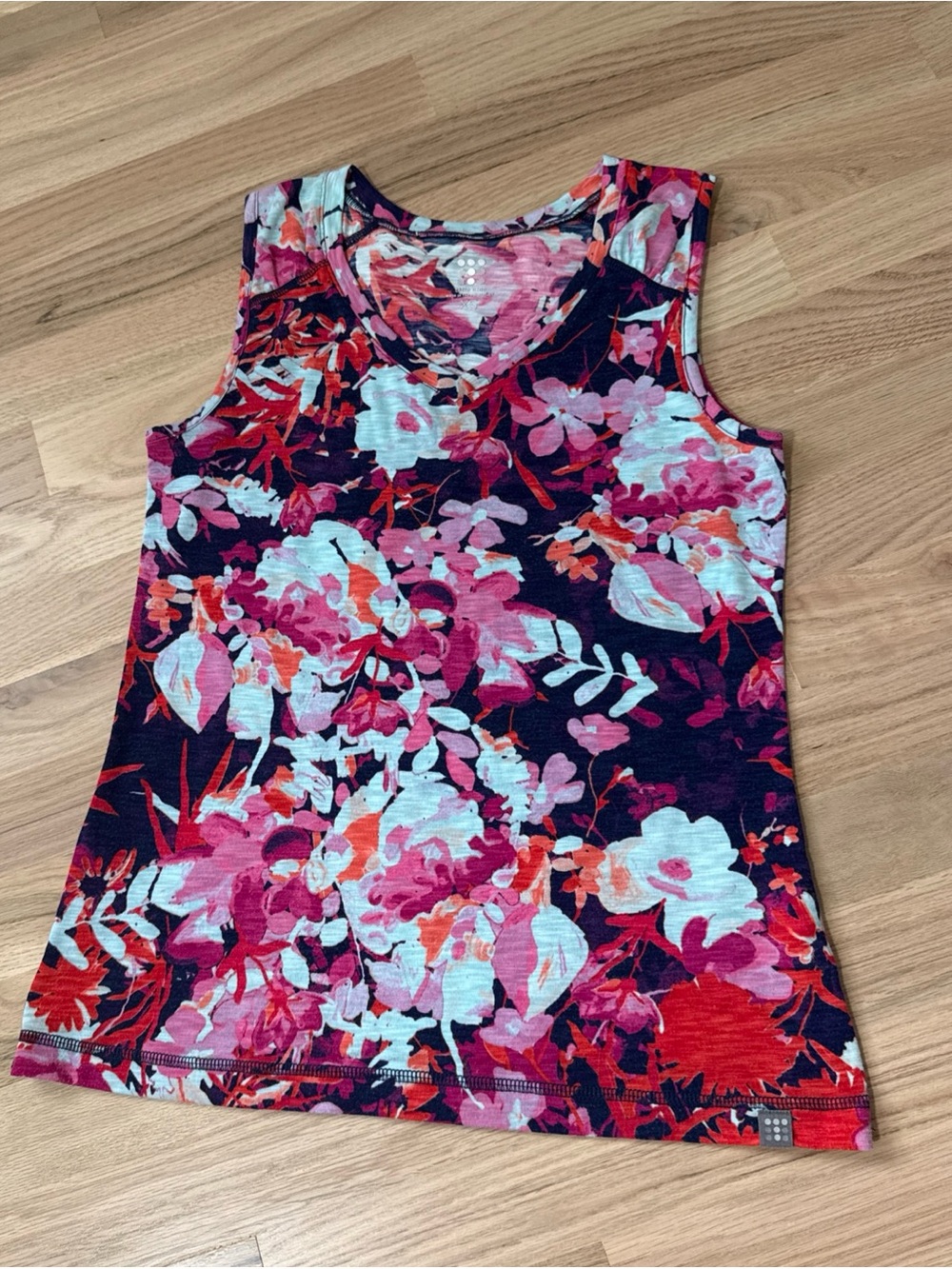 TITLE NINE Tank Top Womens XS Performance Sleeveless Activewear Floral Athletic